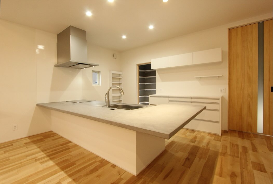 私たちの会社はお客様の夢の実現をサポートしています